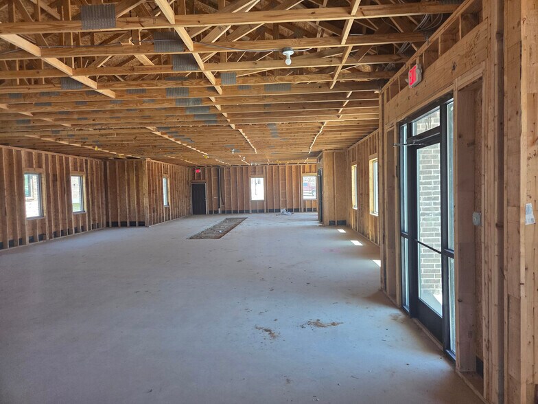 More Photos Of 7308 Canyon Park Dr, Fort Worth Medical For Sale