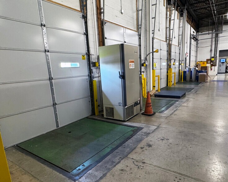 More Photos Of 1660 E Race St, Allentown Warehouse For Lease