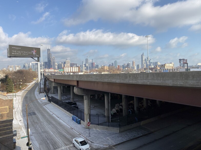 More Photos Of 2201 S Halsted St, Chicago Warehouse For Lease