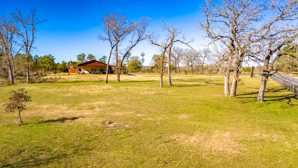 More Photos Of 3070 State Highway 19, Huntsville Specialty For Sale