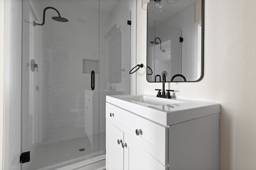 More Photos Of 102 E Avenida San Gabriel, San Clemente Multifamily For Sale