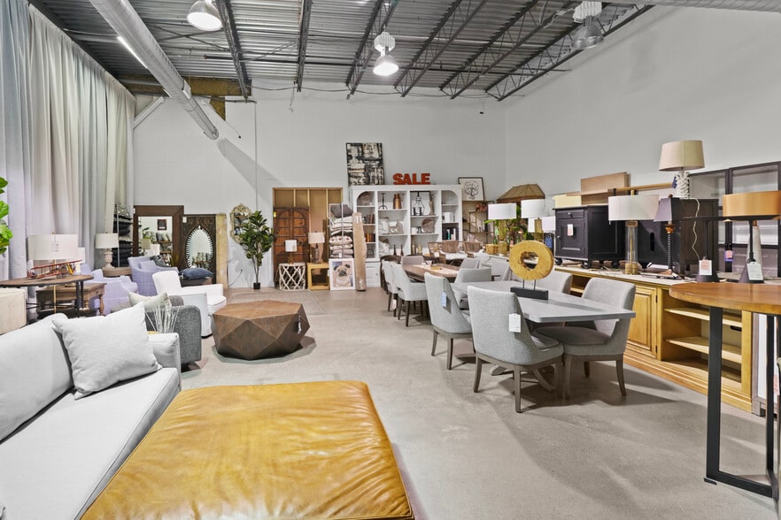 More Photos Of 242 Route 117 Bypass Road, Bedford Hills General Retail For Lease