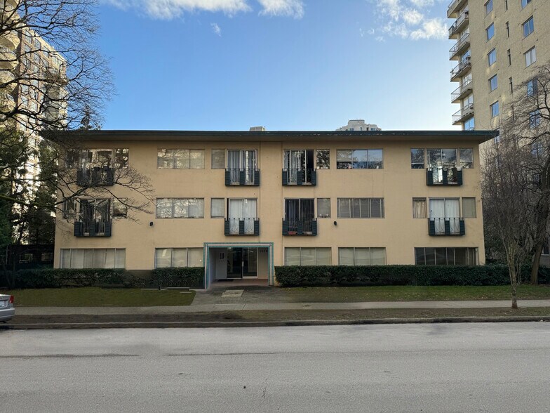 Primary Photo Of 1030 Harwood St, Vancouver Apartments For Sale