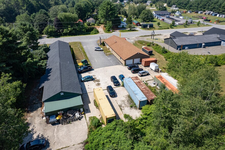 More Photos Of 23 Roosevelt Trl, Casco Freestanding For Sale