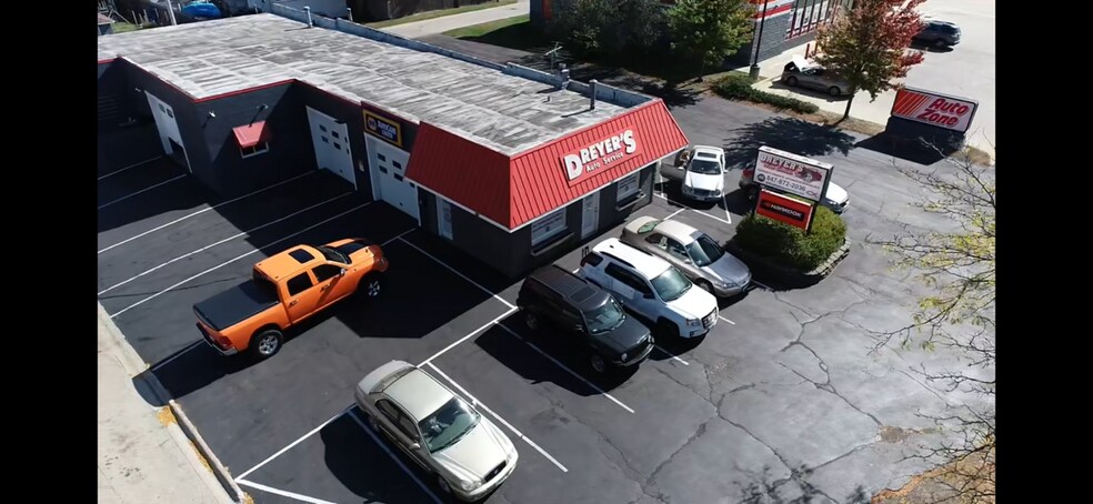 More Photos Of 3001 Sheridan Rd, Zion Auto Repair For Sale