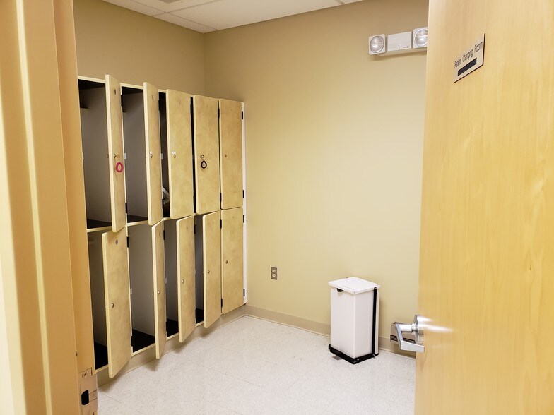 More Photos Of 1450 Parkside Ave, Ewing Medical For Lease