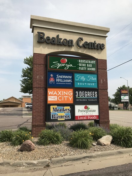 More Photos Of 4801-4831 S Louise Ave, Sioux Falls General Retail For Lease