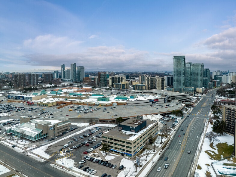 More Photos Of 5 Fairview Mall Dr, Toronto Medical For Lease