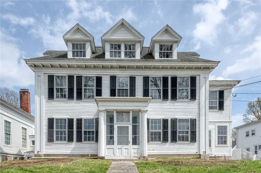 Primary Photo Of 2 Elm St, Westerly Office For Sale