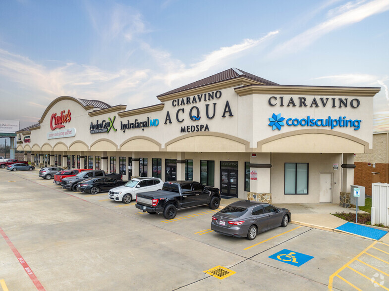 18201 Gulf Freeway, Webster, TX 77598 For Lease