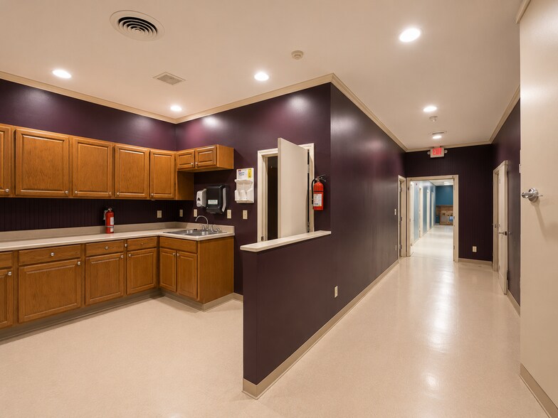 More Photos Of 210 N Liberty St, Jackson Storefront Retail Office For Sale