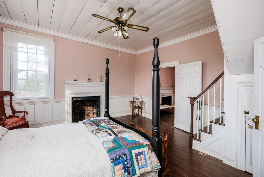 More Photos Of 163 Old Buncombe Rd, Union Specialty For Sale