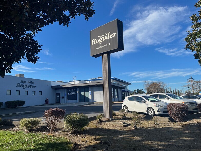 Primary Photo Of 1615 Soscol Ave, Napa Office For Lease