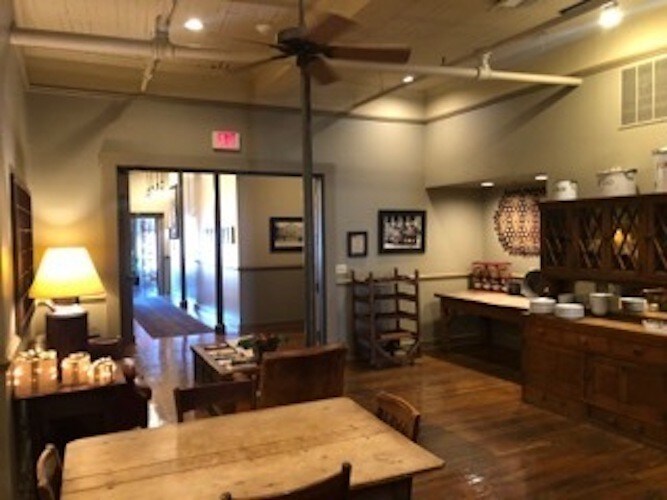 More Photos Of 101 Alamo Plz, San Antonio General Retail For Lease