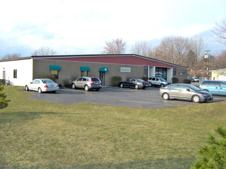 More Photos Of 101 Lincoln Pky, East Rochester Light Manufacturing For Lease