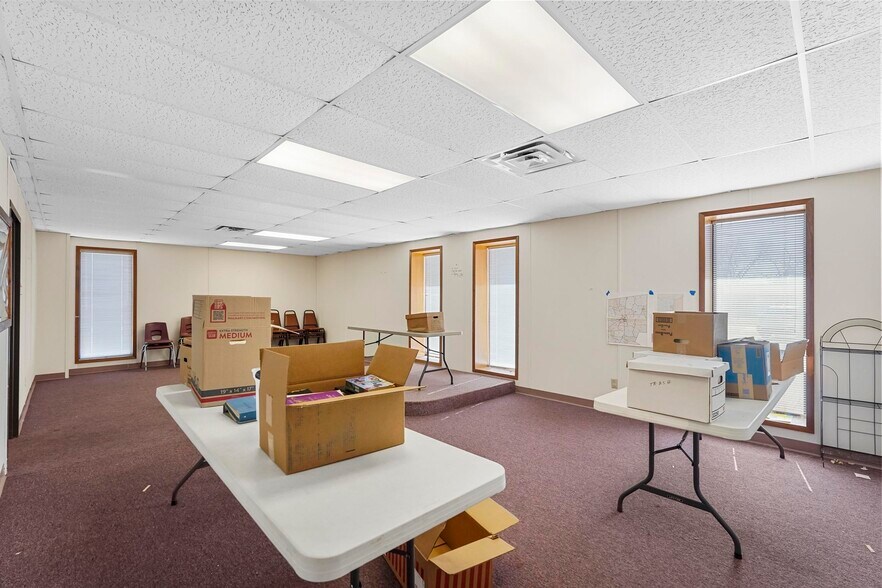 More Photos Of 5605 Wesley St, Greenville Flex For Lease