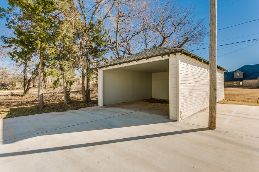 More Photos Of 608 E Eubanks St, Oklahoma City Office For Sale