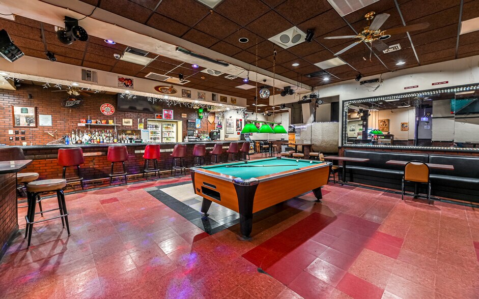 More Photos Of 830-840 Linden Ave, East Pittsburgh General Retail For Sale