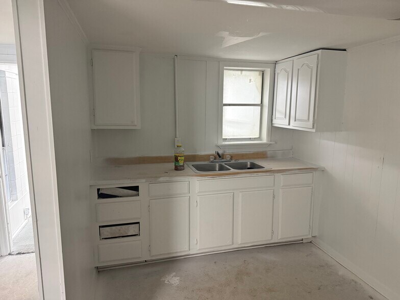 More Photos Of 5701 Us-90 Hwy, Theodore Freestanding For Lease