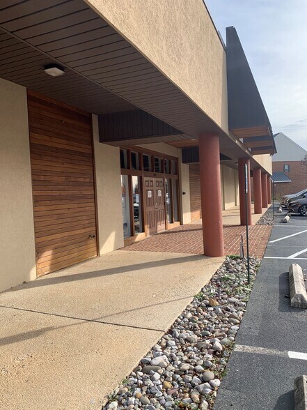 More Photos Of 102 Marlboro Ave, Easton Freestanding For Lease