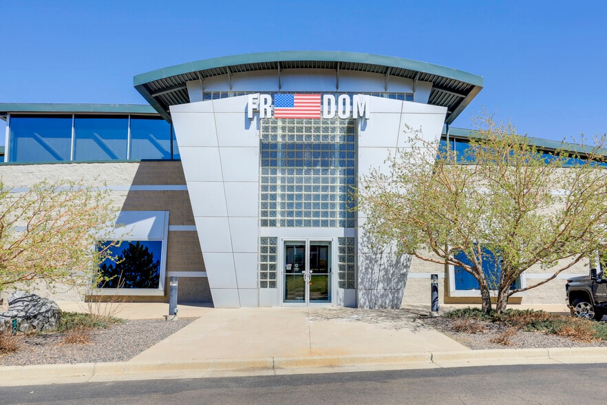 Primary Photo Of 2885 W County Line Rd, Littleton Auto Dealership For Sale