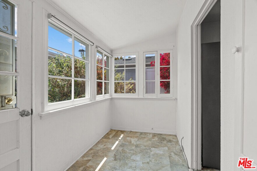 More Photos Of 1630 Franklin St, Santa Monica Multifamily For Sale