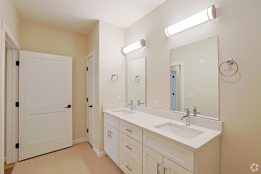 More Photos Of 90 Shrewsbury St, Boylston Apartments For Lease