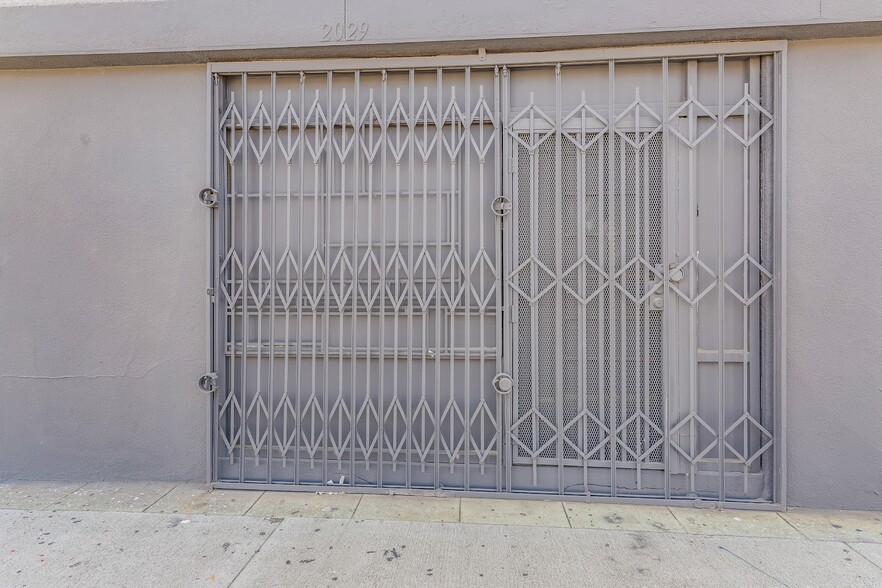 More Photos Of 2023-2043 S Santa Fe Ave, Los Angeles Unknown For Lease