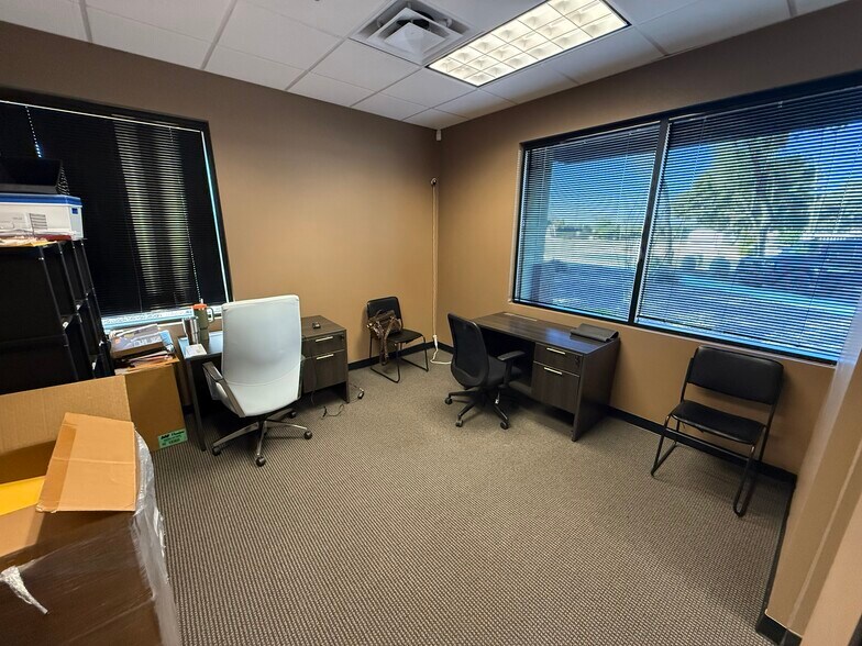 More Photos Of 9210 W Union Hills Dr, Peoria Medical For Sale