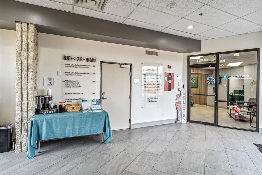 More Photos Of 4220 N 20th Ave, Phoenix Medical For Lease