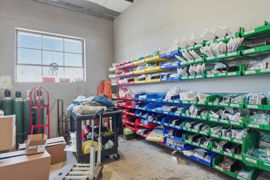 More Photos Of 7 Stewart St, Haverhill Manufacturing For Lease