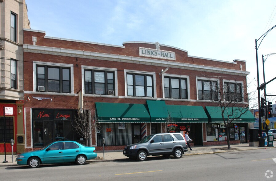 More Photos Of 3433-3439 N Sheffield Ave, Chicago Storefront Retail Residential For Lease