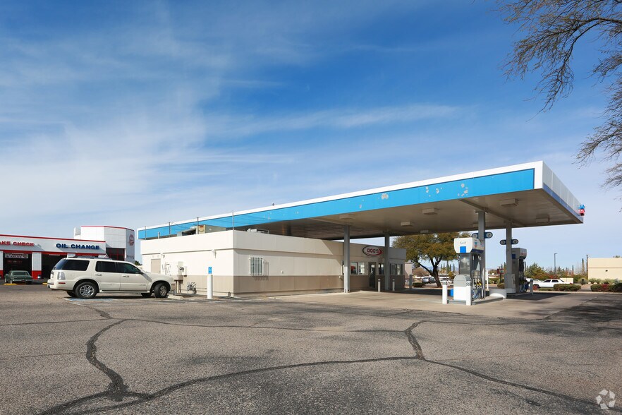 More Photos Of 1796 E Fry Blvd, Sierra Vista Service Station For Lease