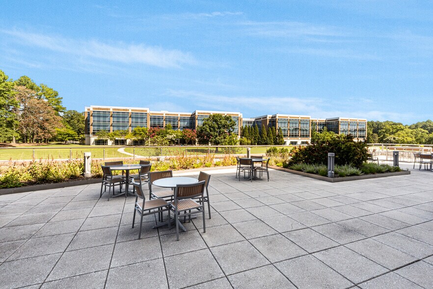 More Photos Of 3040 Cornwallis Rd, Research Triangle Park Unknown For Lease