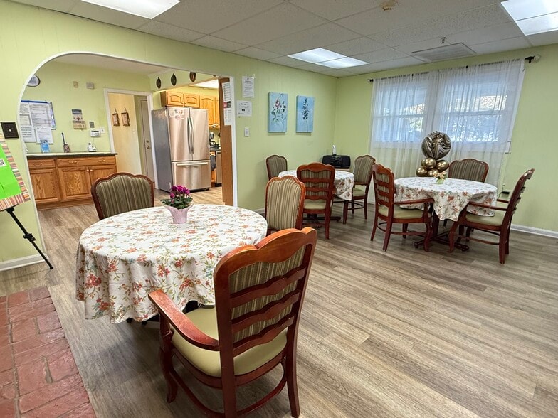 More Photos Of 4 Broomall Ct, Silver Spring Congregate Senior Housing For Sale