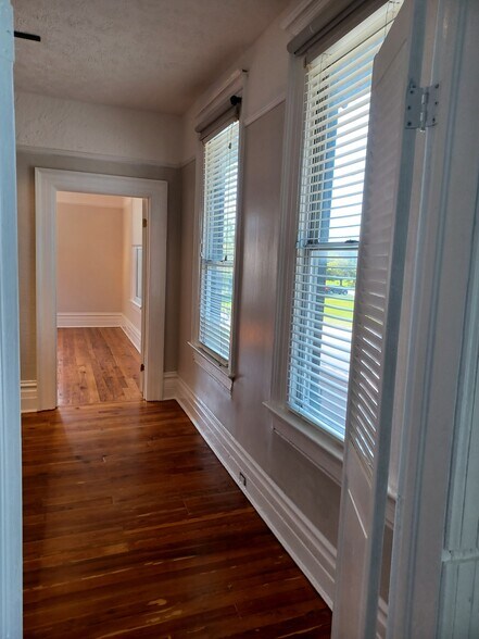 More Photos Of 1830 N Pearl St, Jacksonville Office Residential For Lease