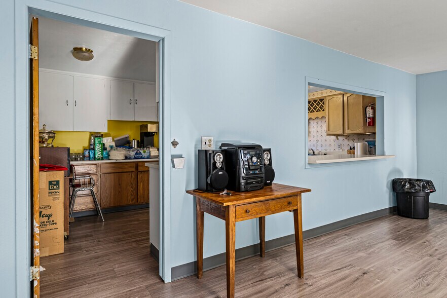 More Photos Of 3070 W 65th Ave, Denver Specialty For Sale