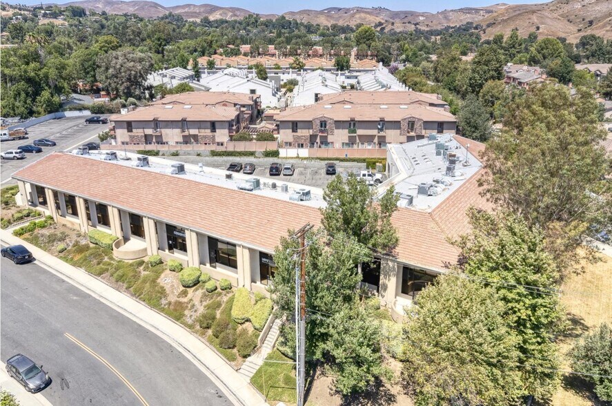 More Photos Of 5210 Lewis Rd, Agoura Hills Light Distribution For Sale