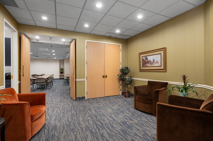 More Photos Of , North Olmsted Office For Sale