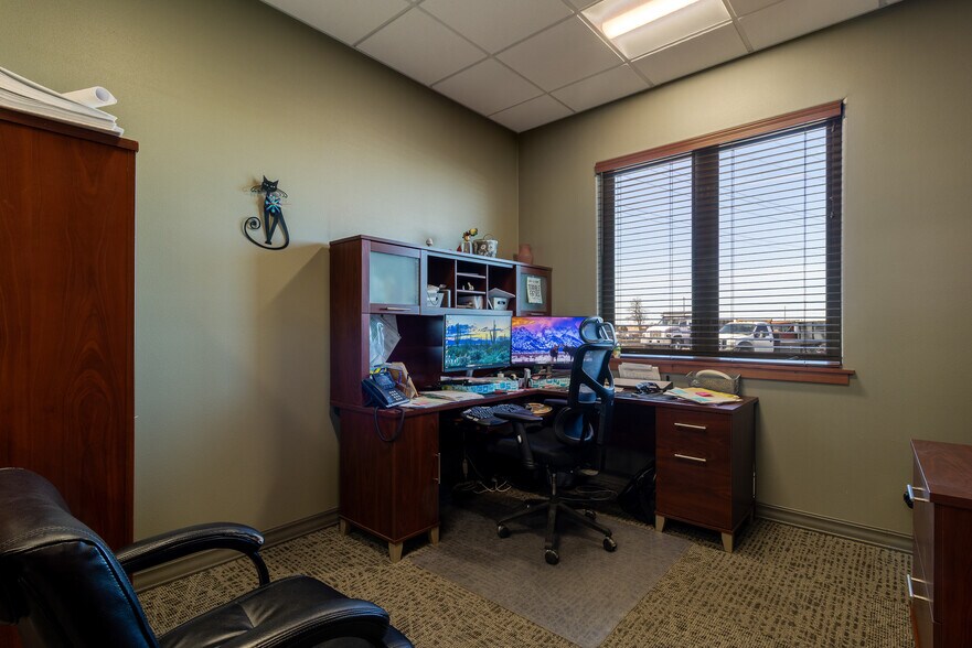 More Photos Of 618 Industrial Ct, Walla Walla Warehouse For Sale