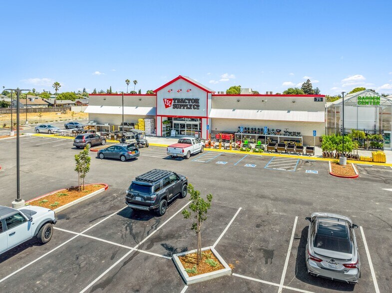 More Photos Of 115 Sunset Ave, Suisun City General Retail For Sale