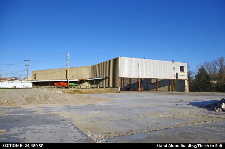 More Photos Of South Dickey St, Sparta Manufacturing For Lease