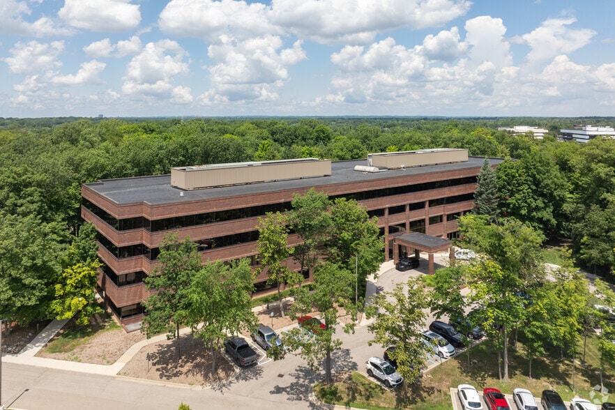 More Photos Of 5445 Corporate Dr, Troy Office For Sale