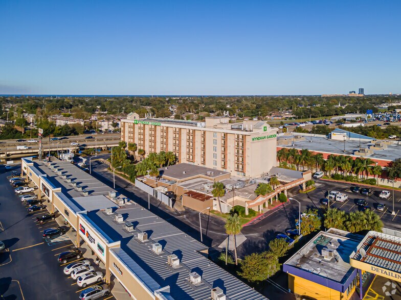More Photos Of 6401 Veterans Memorial Blvd, Metairie Hotel For Sale