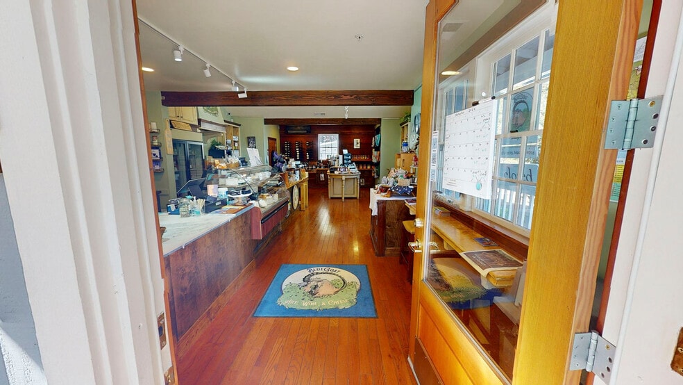 More Photos Of 380 Bohemian Hwy, Sebastopol Storefront Retail Residential For Sale