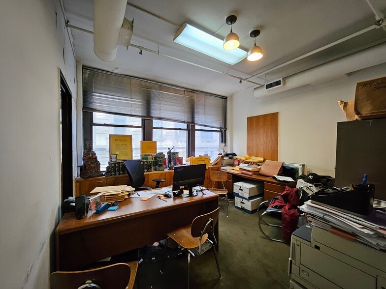 More Photos Of 49 W 24th St, New York Loft Creative Space For Sale