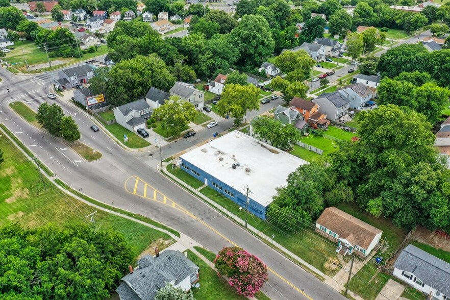 More Photos Of 1140 Wilson Rd, Norfolk Warehouse For Sale