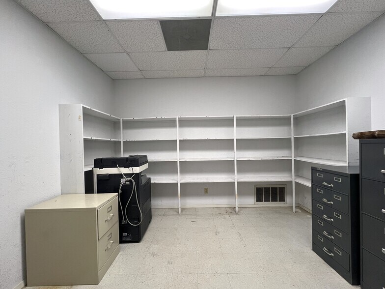 More Photos Of 216 Linda Dr, Sulphur Springs Loft Creative Space For Lease