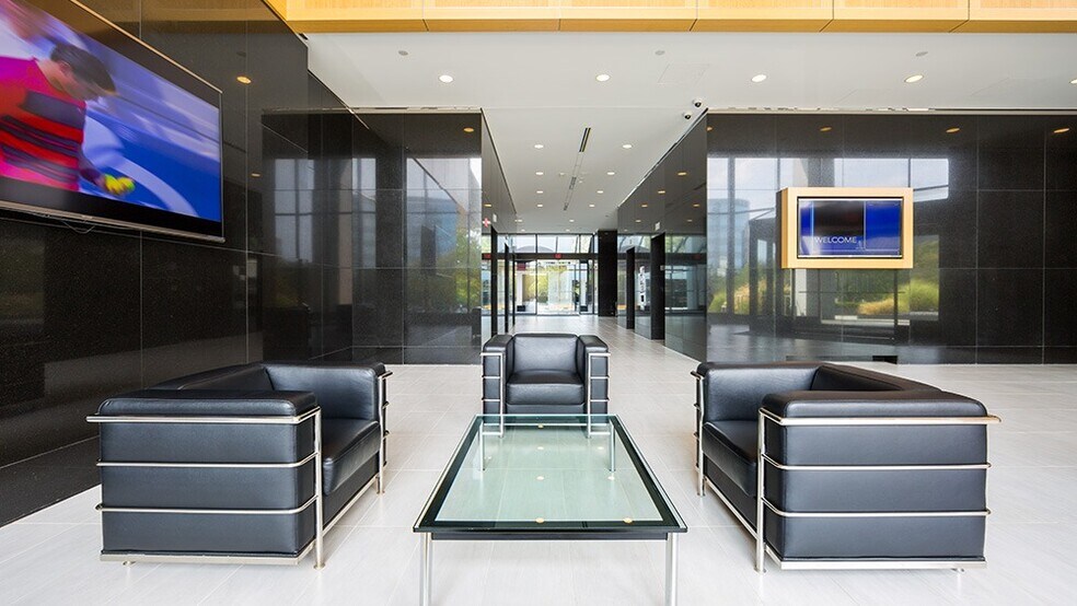 More Photos Of 8614 Westwood Center Dr, Vienna Office For Lease