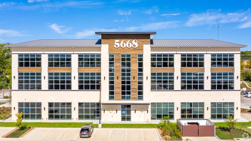 More Photos Of 5668 Edwards Ranch Rd, Fort Worth Medical For Lease